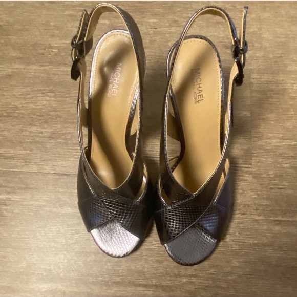 Michael Michael Kors Becky Gunmetal Sandals - Picture 3 of 5